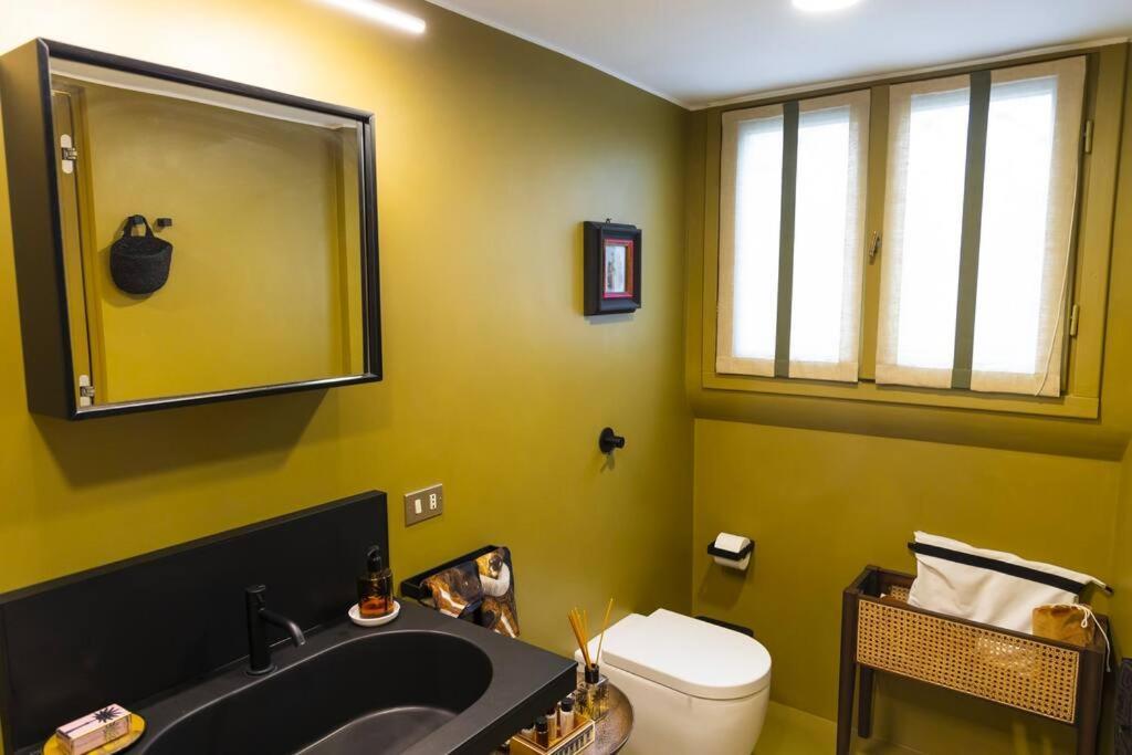 Luxury Bohemian Suite With Private Garden In Milan Exterior photo